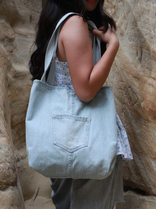Light Wash Signature Tote